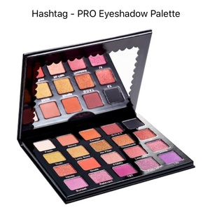 Violet Voss Pro Hashtag Palette